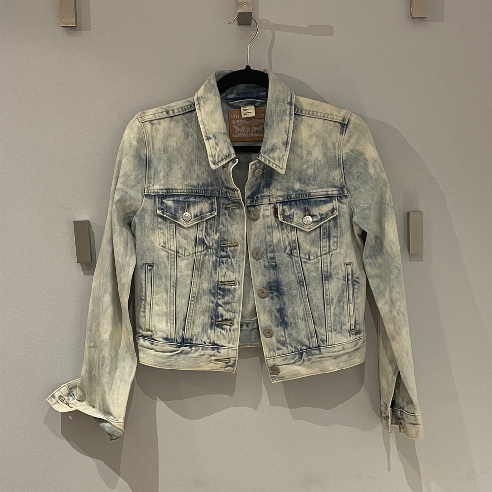 Levi's Blue and Cream Tie-Dye Jean Jacket